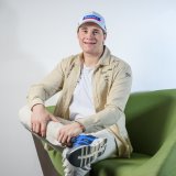 Arnaud Boisset prend la pose à Wengen, en marge des courses du Lauberhorn 2024